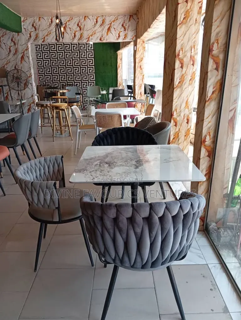 Mini Dining Set 4 Seater.