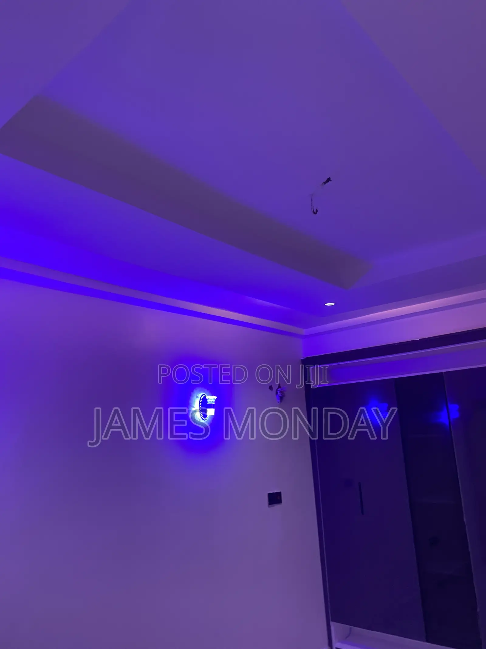 3bdrm Block of Flats in Private Residence, Area 10 for rent