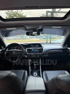 Honda Accord Touring V6 4dr Sedan FWD (3.5L 6cyl 6A) 2017 Black
