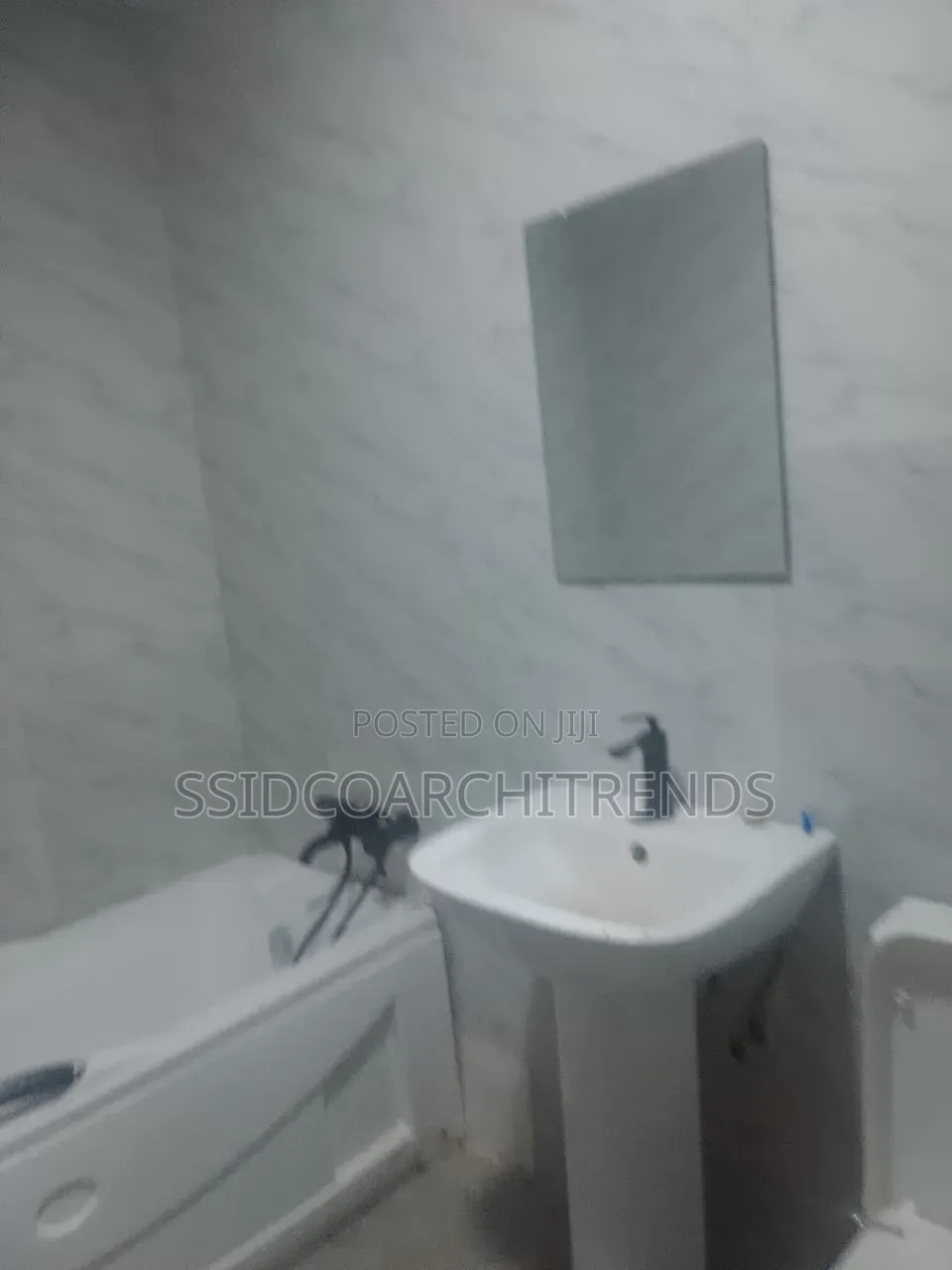 3bdrm Apartment in Call To Access, Ikate for rent