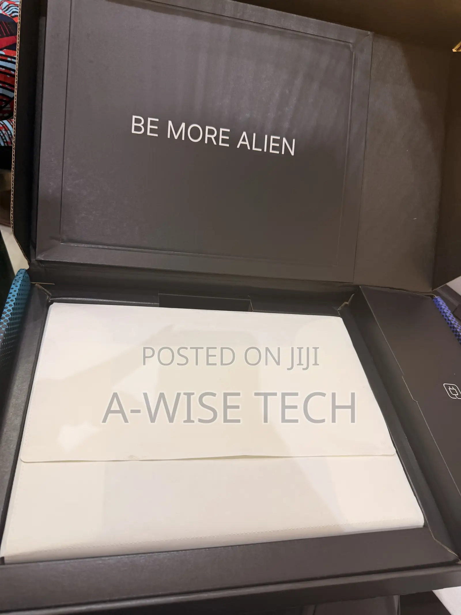 New Laptop Alienware 16 Aurora 16GB Intel Core 7 SSD 1T