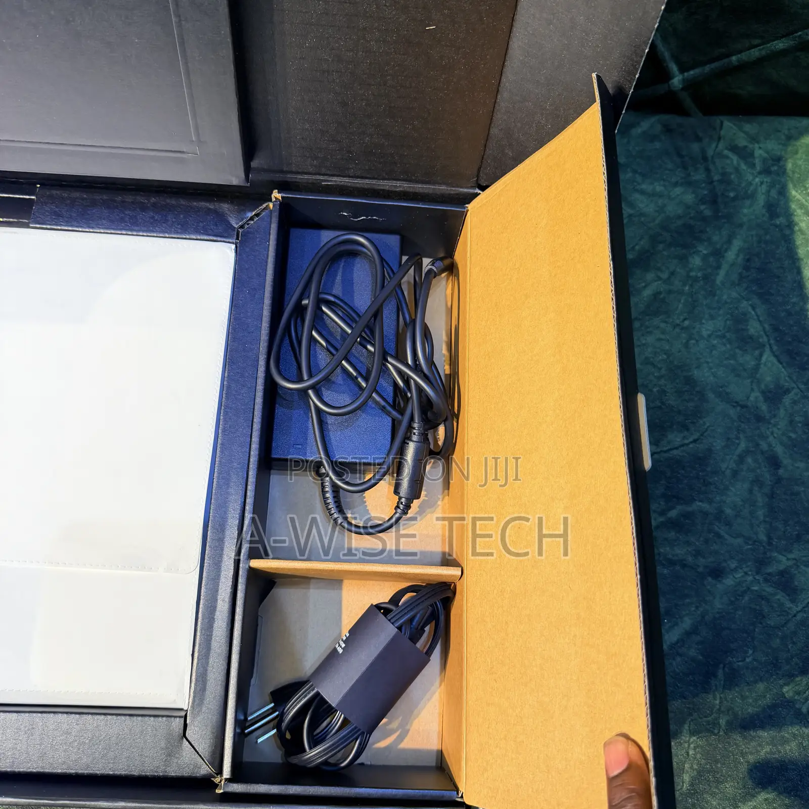 New Laptop Alienware 16 Aurora 16GB Intel Core 7 SSD 1T
