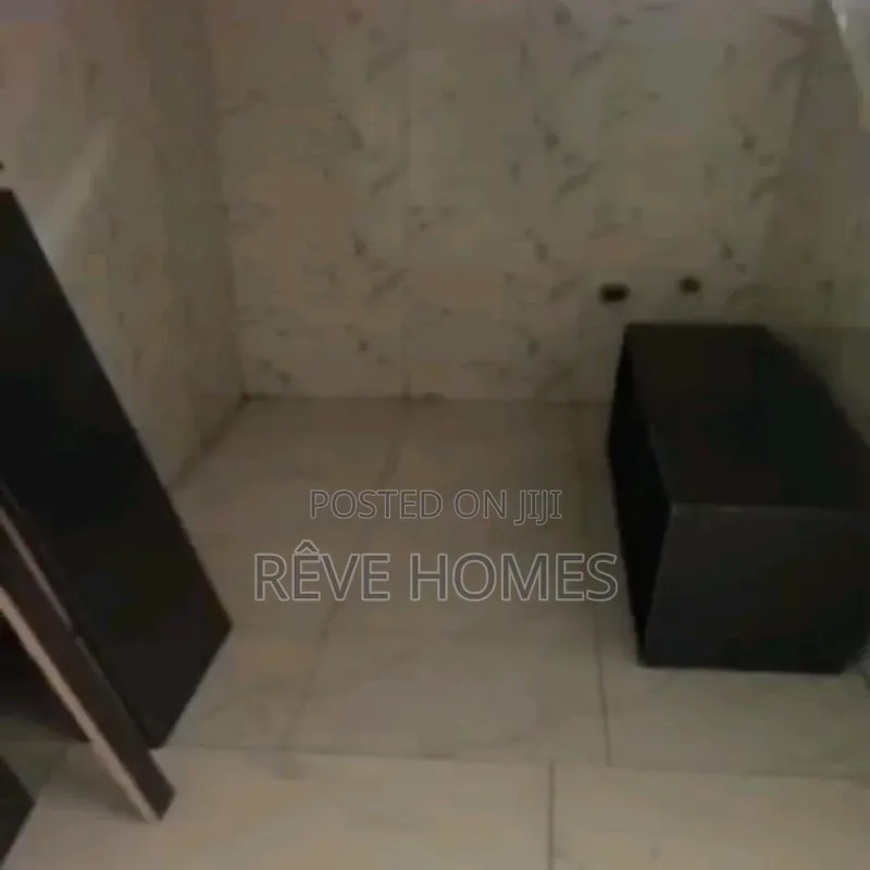 2bdrm Block of Flats in Alagomeji for rent