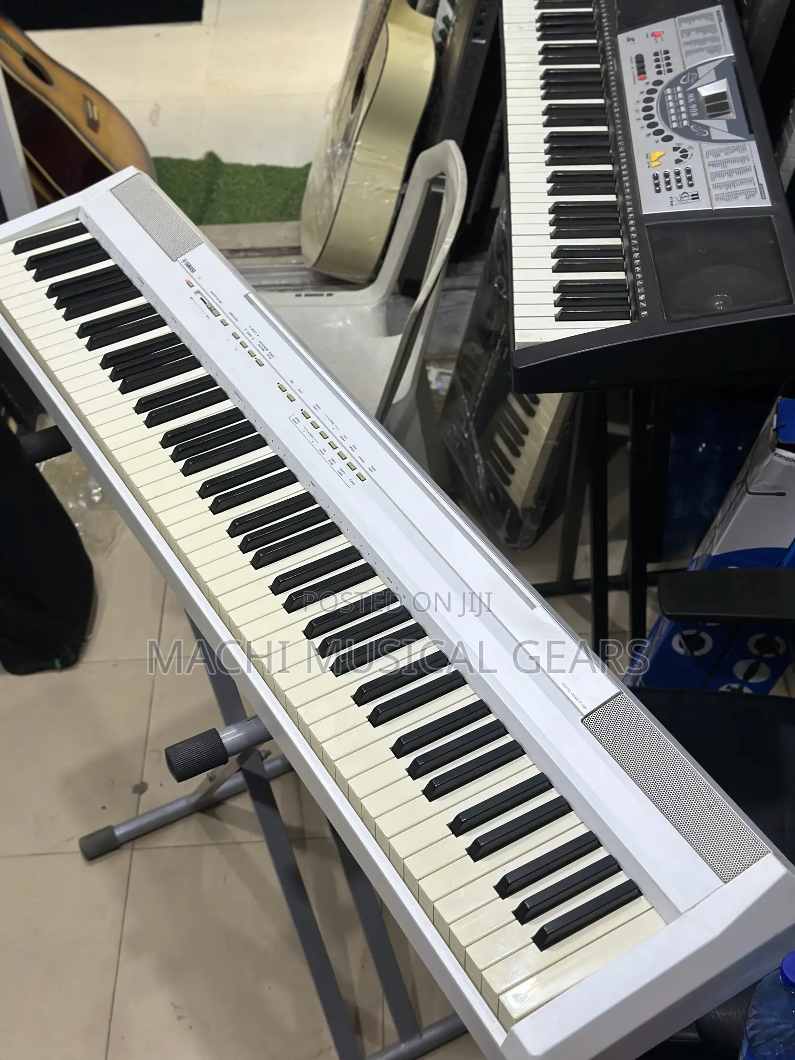 Digital Piano Yamaha P105