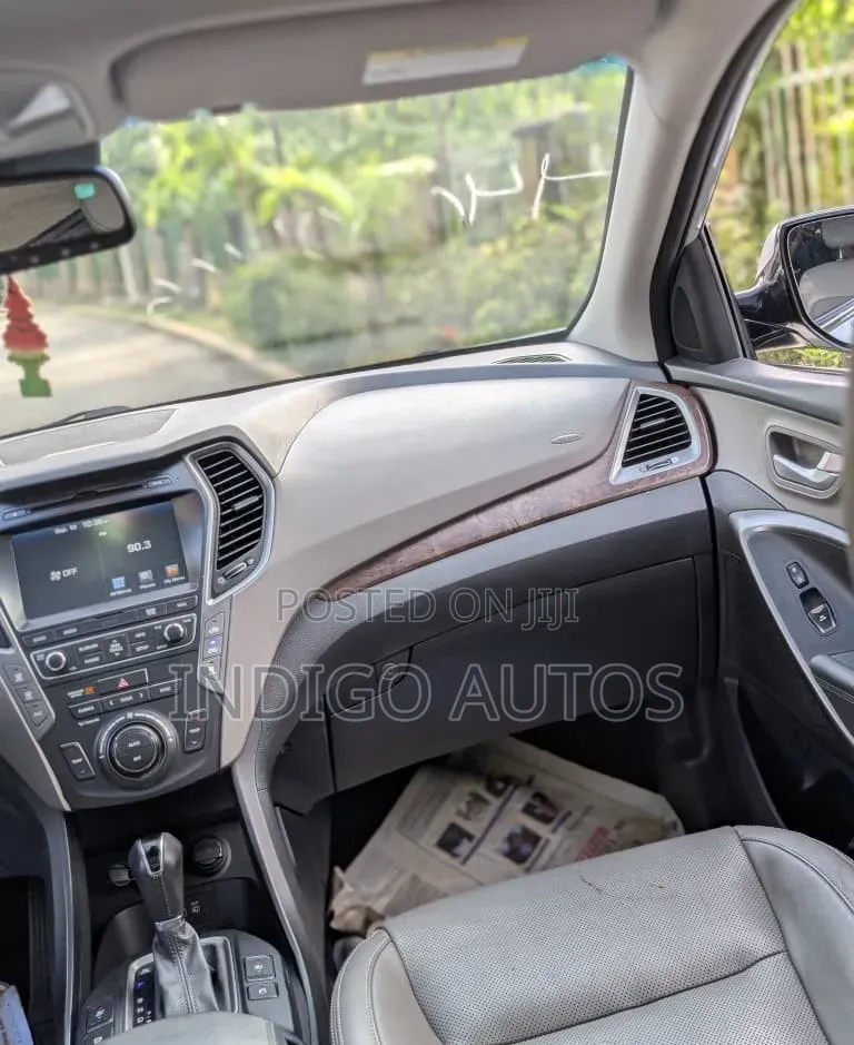 Hyundai Santa Fe Limited Ultimate AWD 2017 Silver
