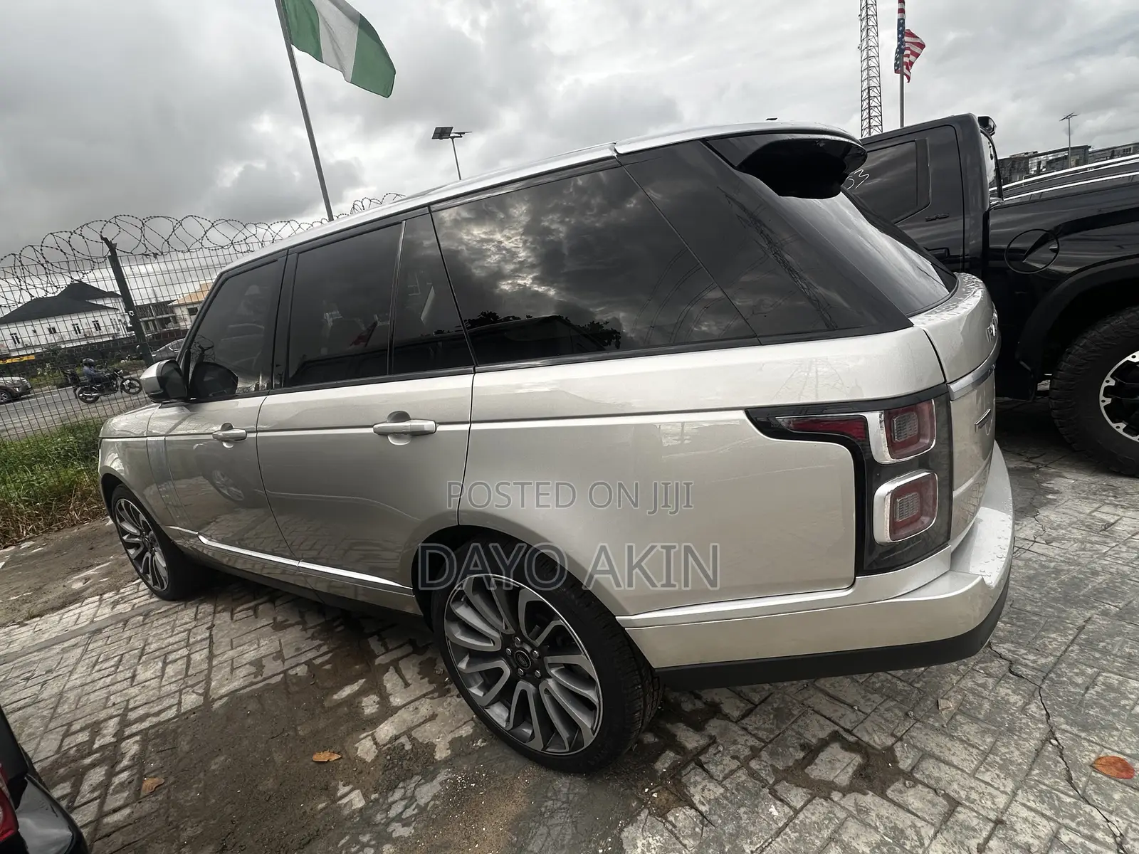 Land Rover Range Rover 2014 Gold