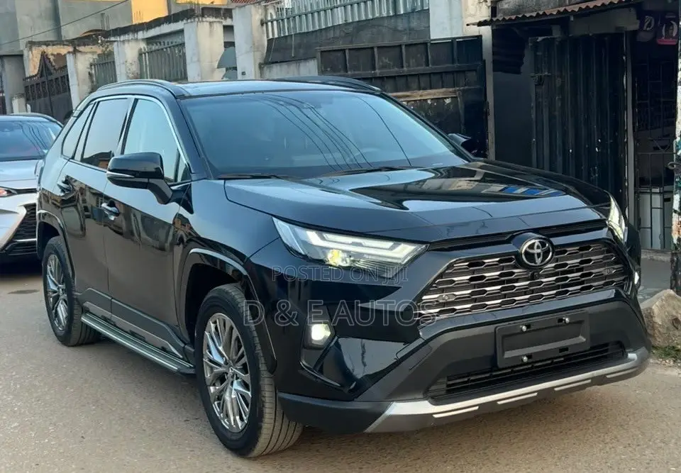 Toyota RAV4 Limited 2025 Black