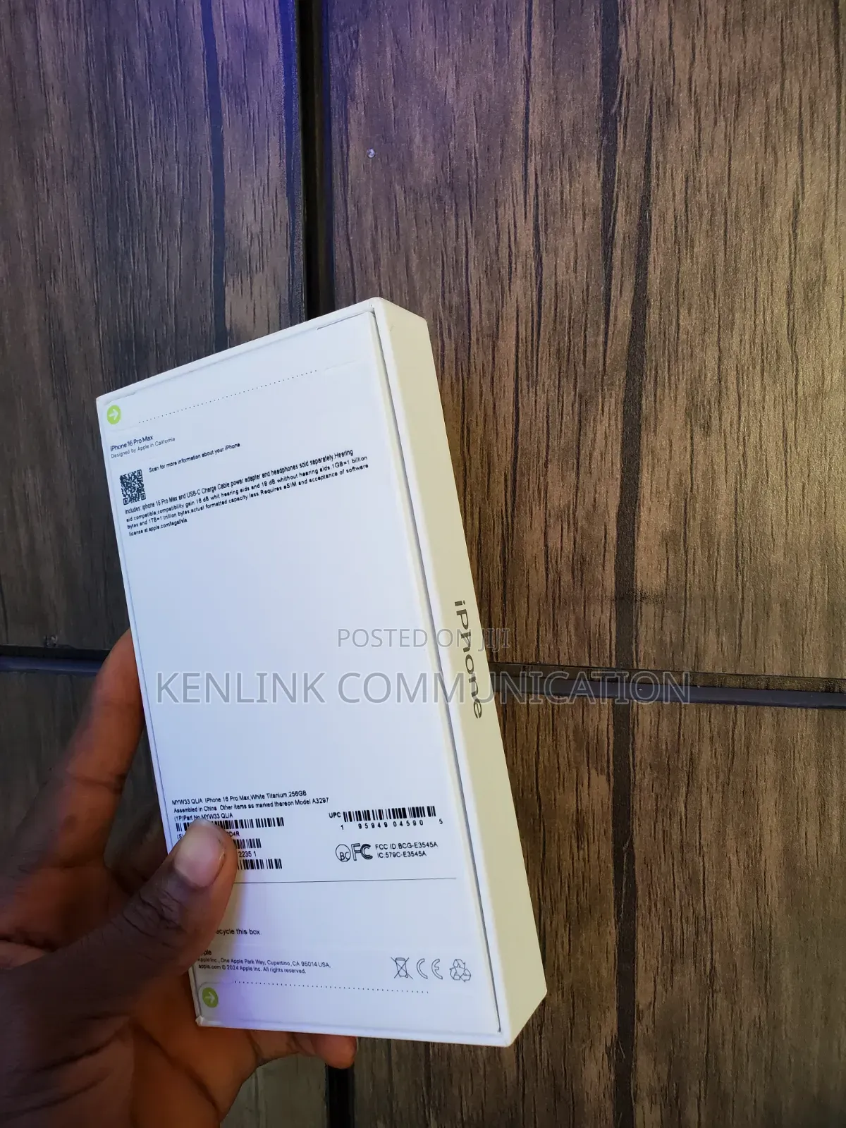 New Apple iPhone 16 Pro Max 256 GB Silver