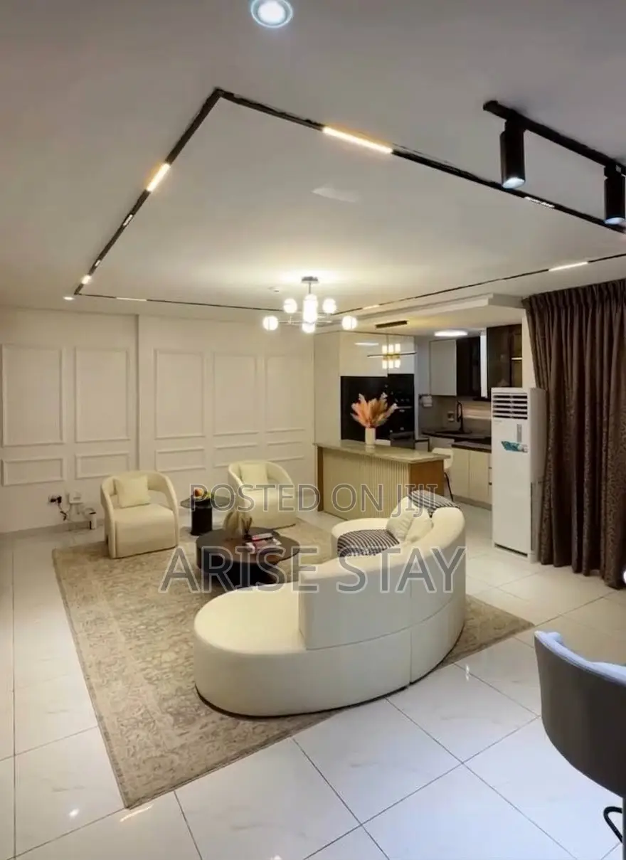 2-Bedroom Maisonette Shortlet With Ps5 Gym | Lekki Phase 1