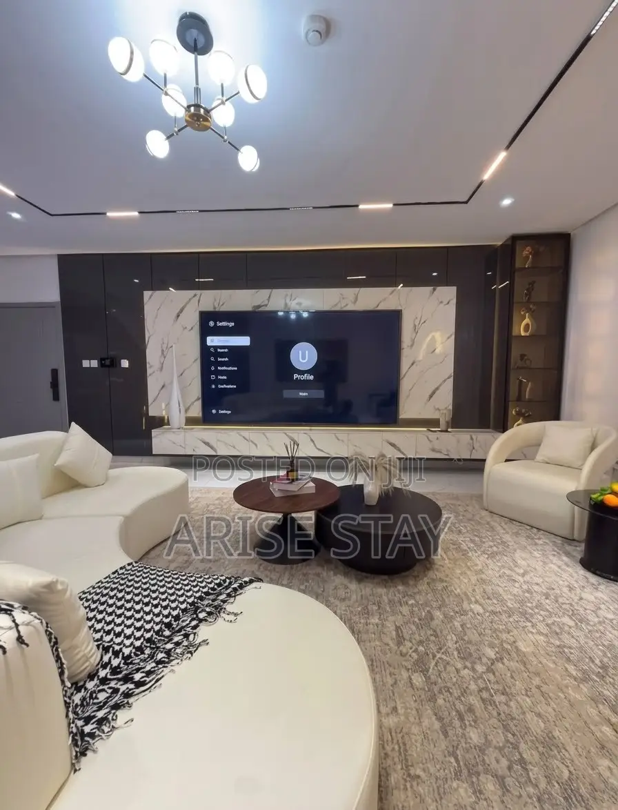 2-Bedroom Maisonette Shortlet With Ps5 Gym | Lekki Phase 1
