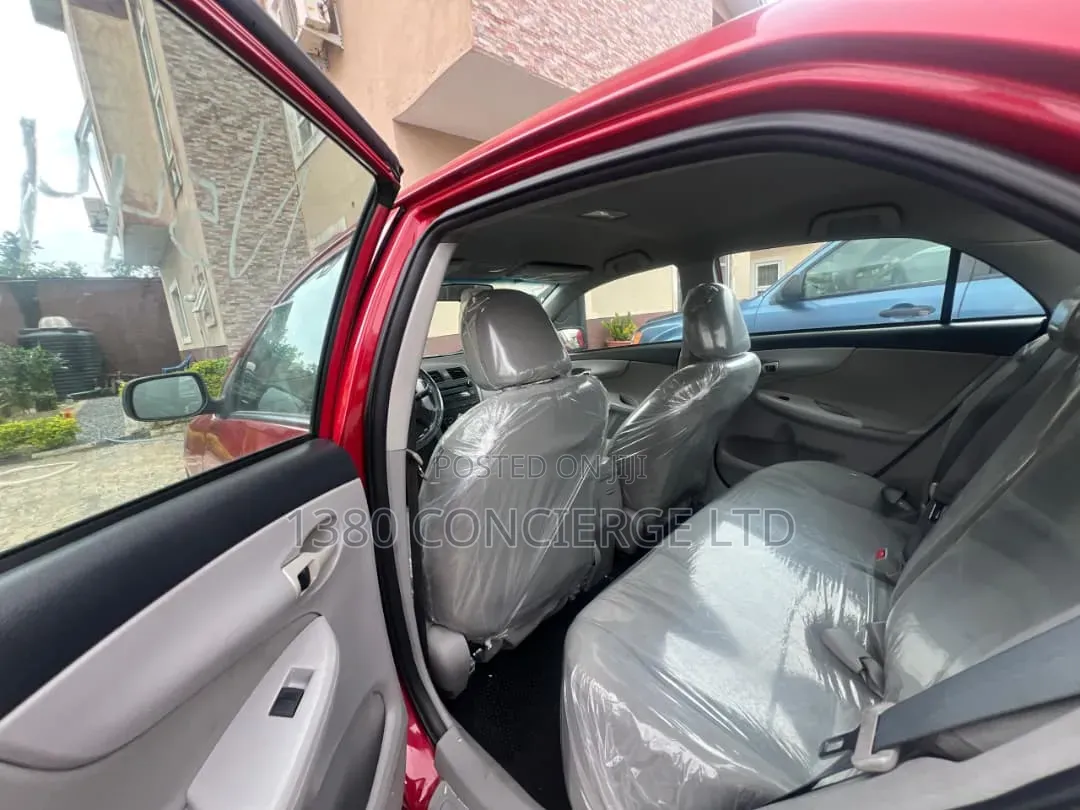 Toyota Corolla 2011 Red