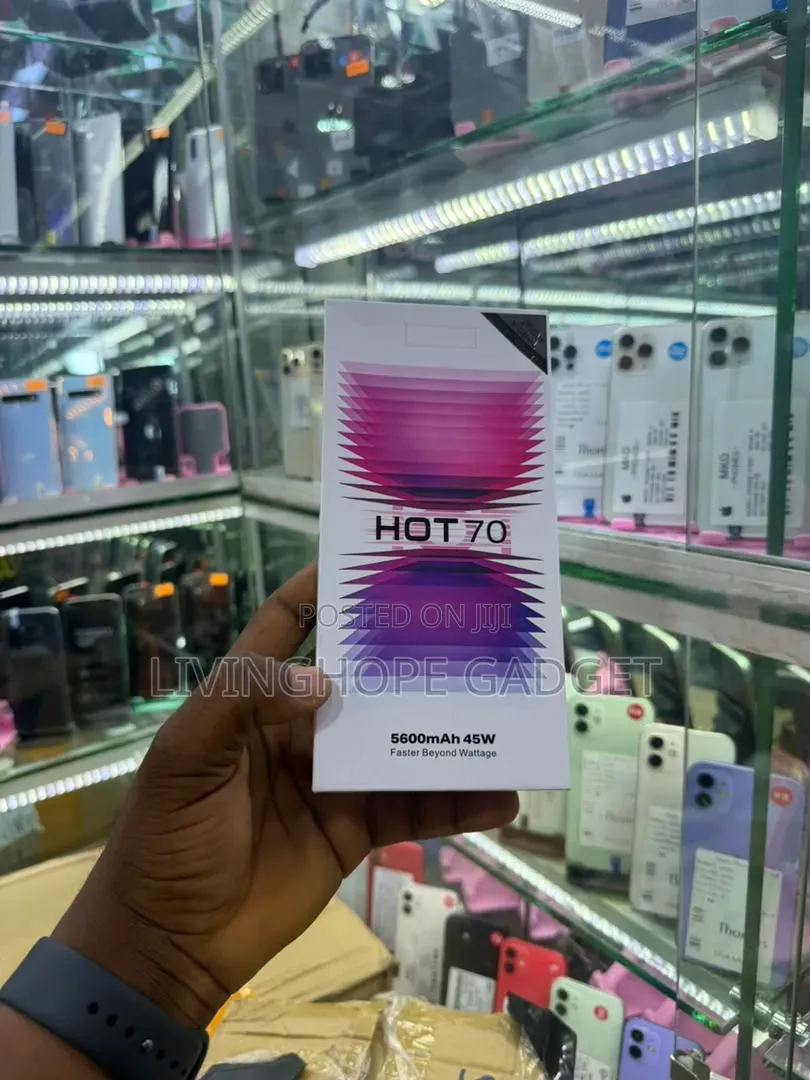 New Infinix Hot 70 256 GB Blue
