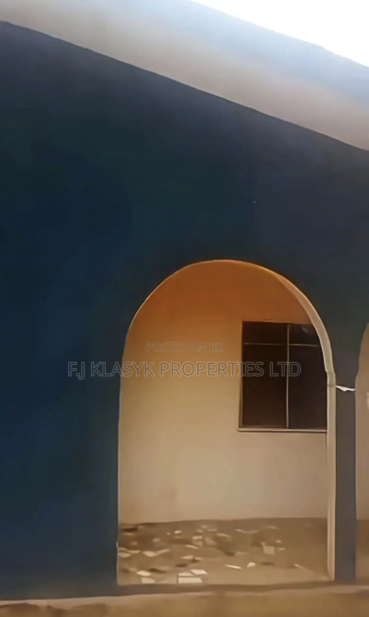 4bdrm Apartment in Benin City for sale