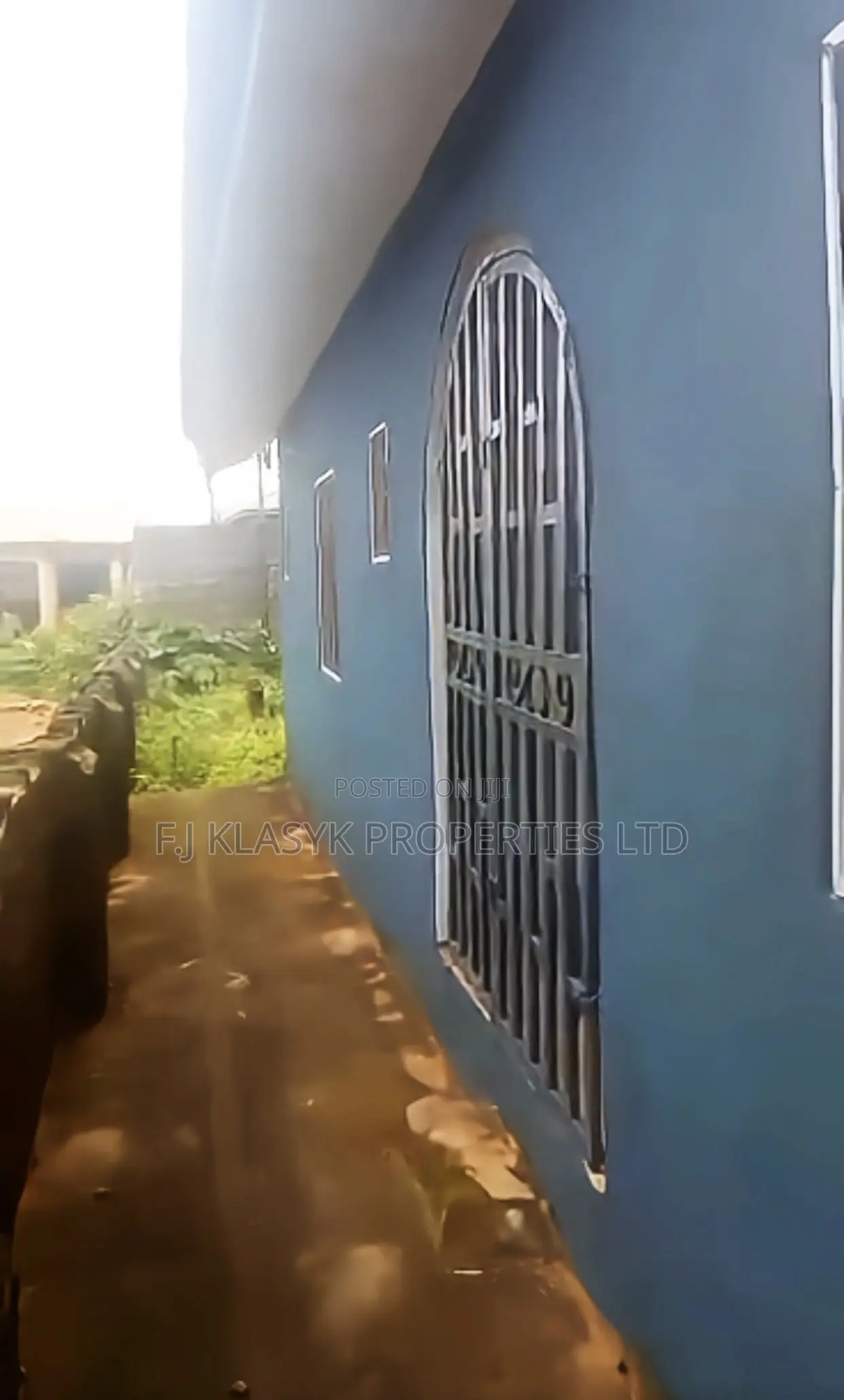 4bdrm Apartment in Benin City for sale