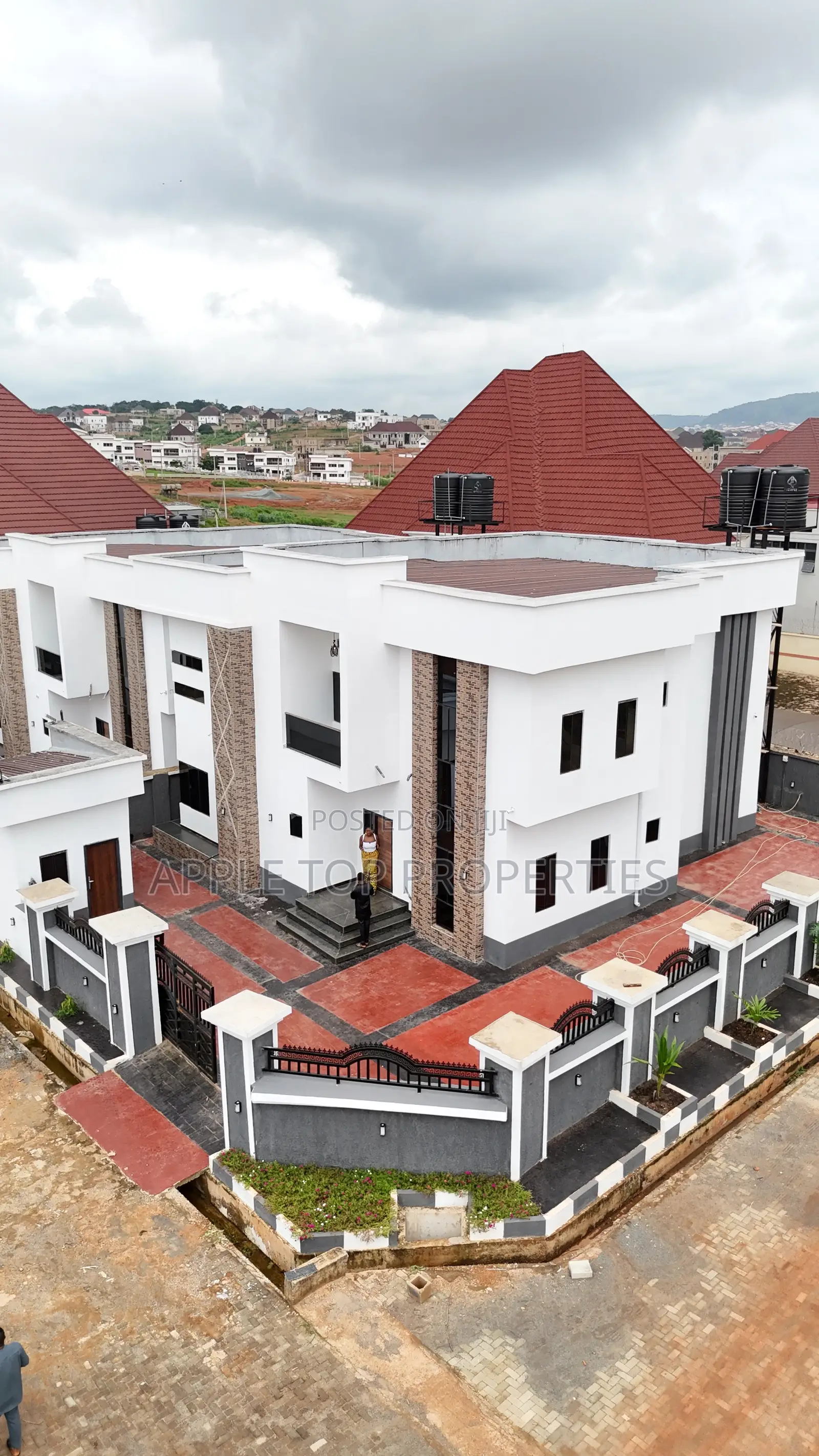 4bdrm Duplex in Heliu Estate, Enugu for sale