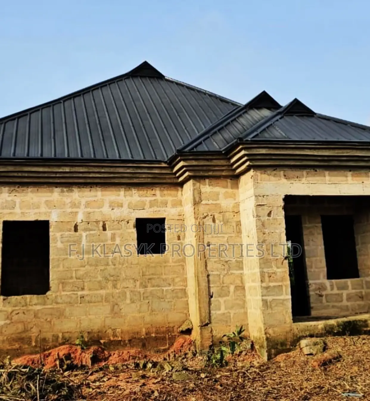 2bdrm Block of Flats in Benin City for sale