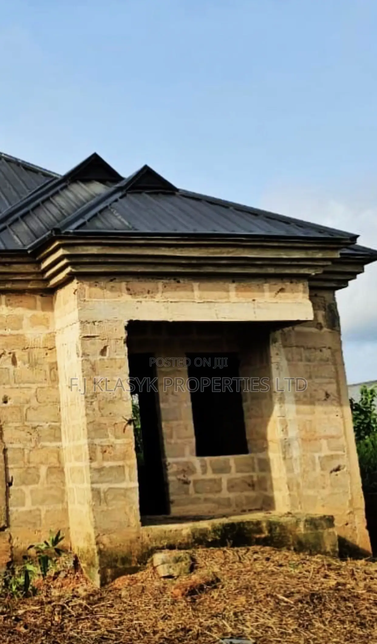2bdrm Block of Flats in Benin City for sale