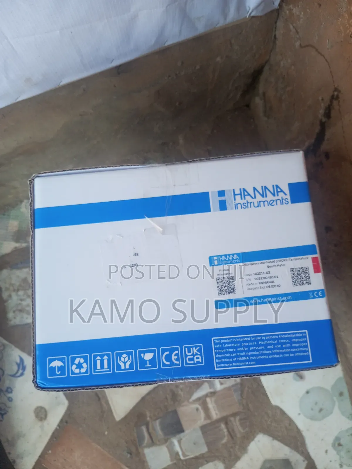 Benchtop pH/ORP/Temperature Meter With HI2211-02. Hanna U.k
