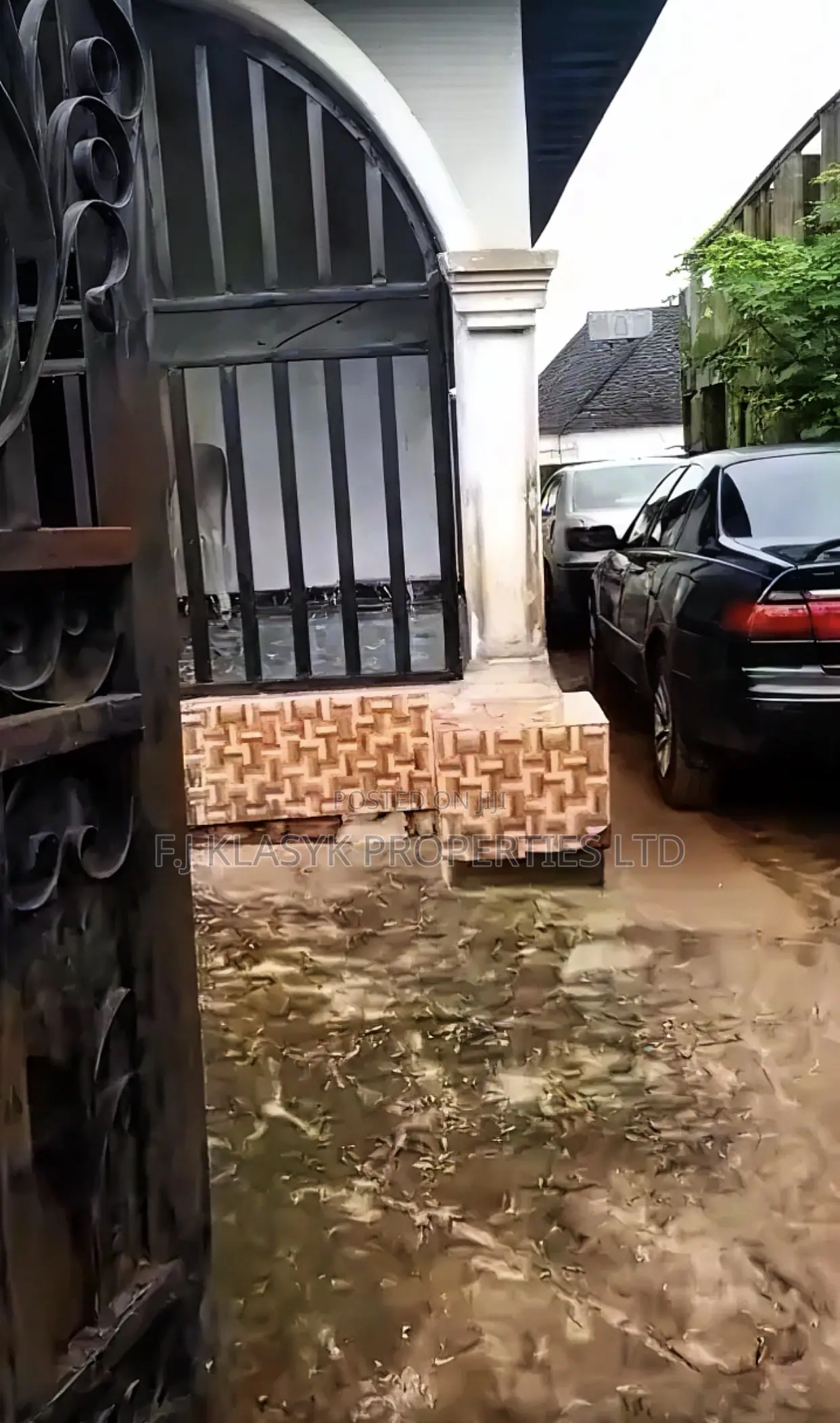 4bdrm Block of Flats in Benin City for sale