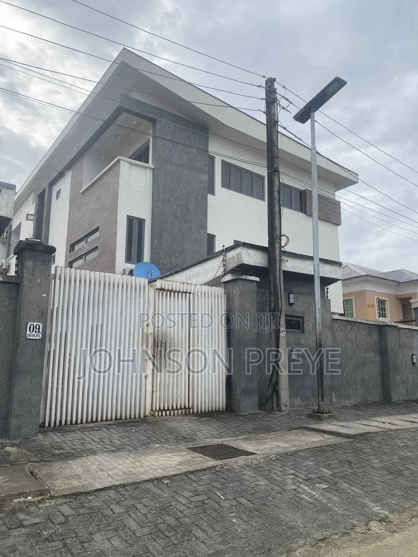 4bdrm Duplex in Eru Ifa Street for sale