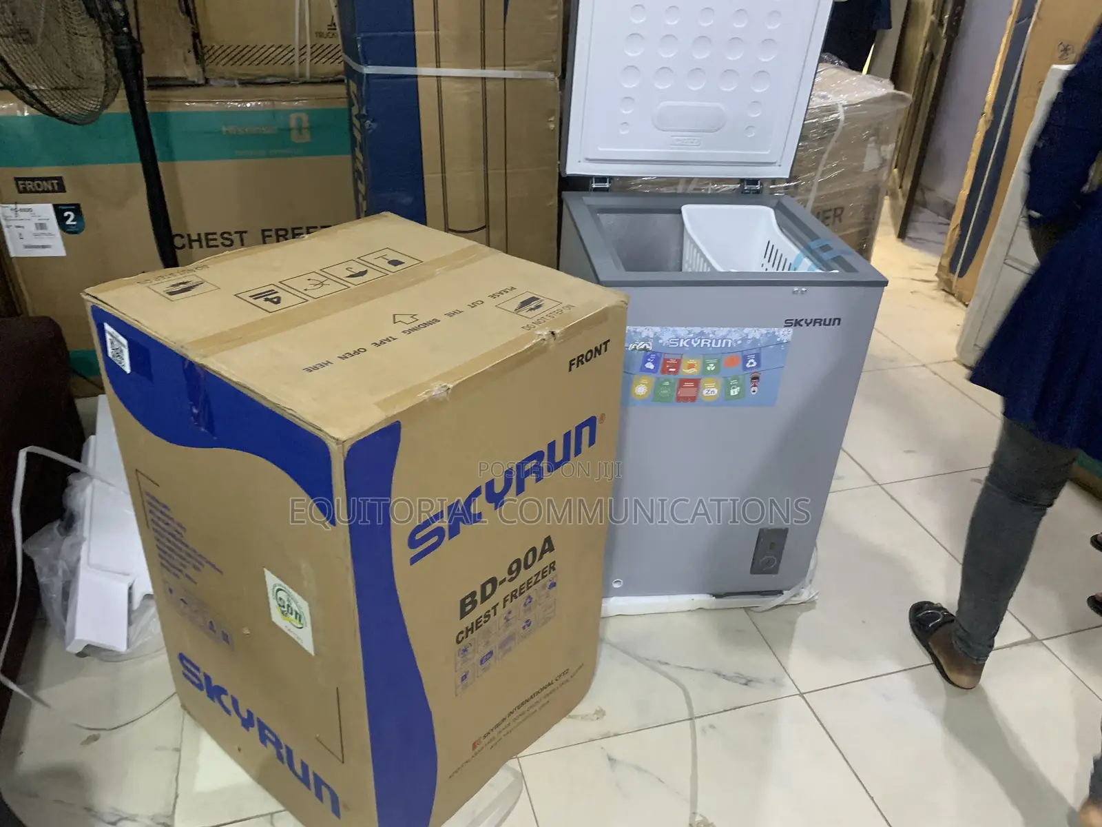 Skyrun 90L Chest Freezer for Apartments