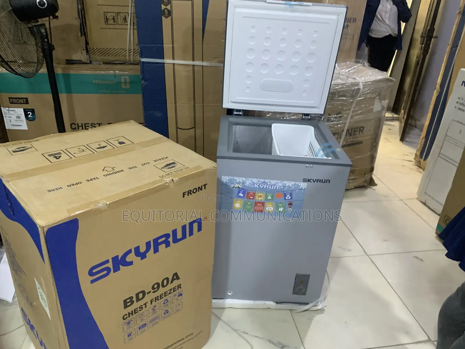 Skyrun 90L Chest Freezer for Groceries