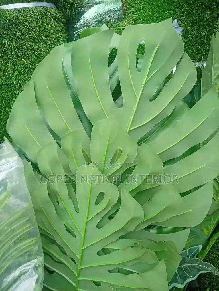 High Quality Authentic Artificial Flower