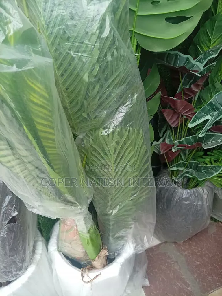 High Quality Authentic Artificial Flower