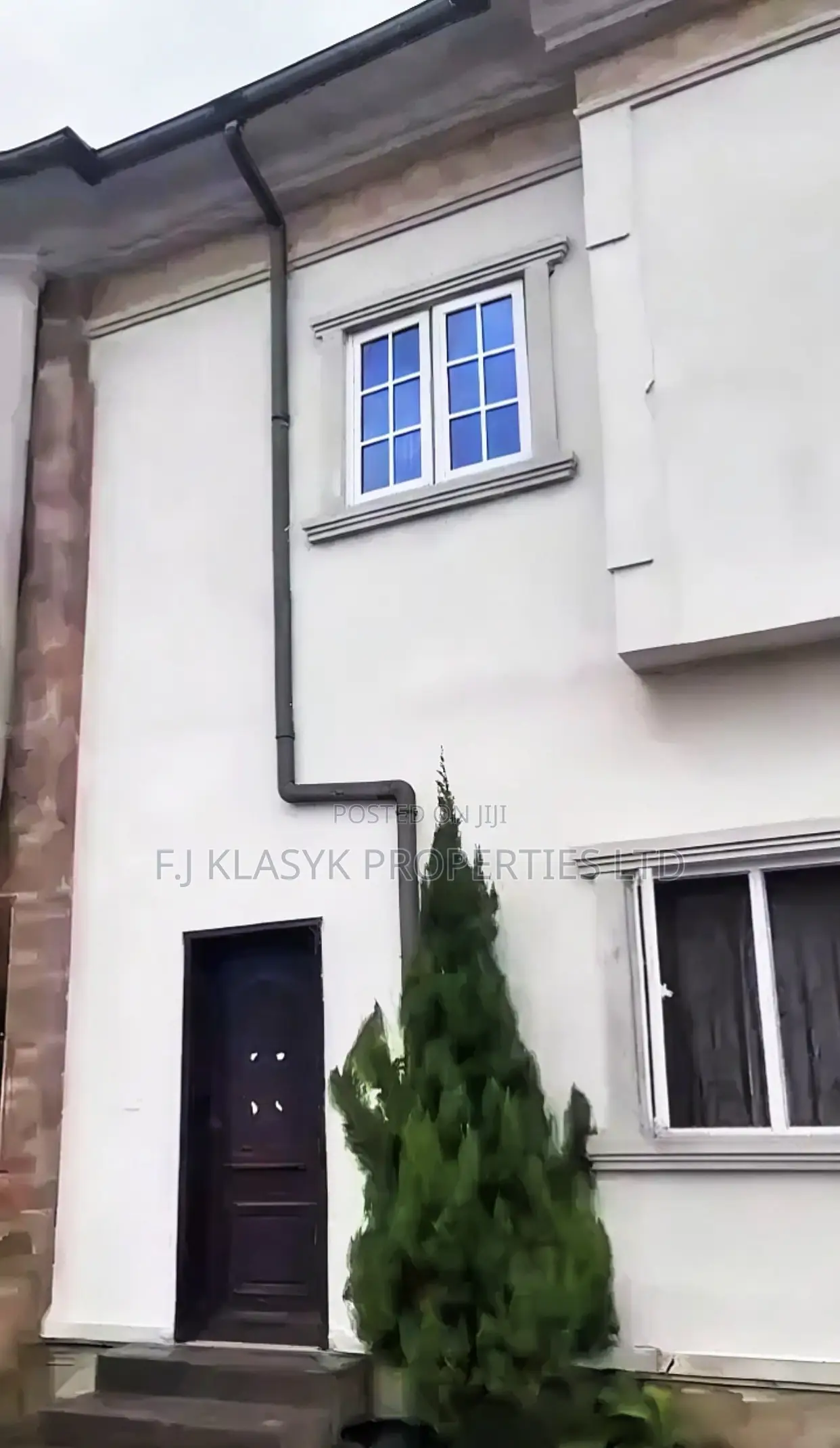 4bdrm Block of Flats in Benin City for sale