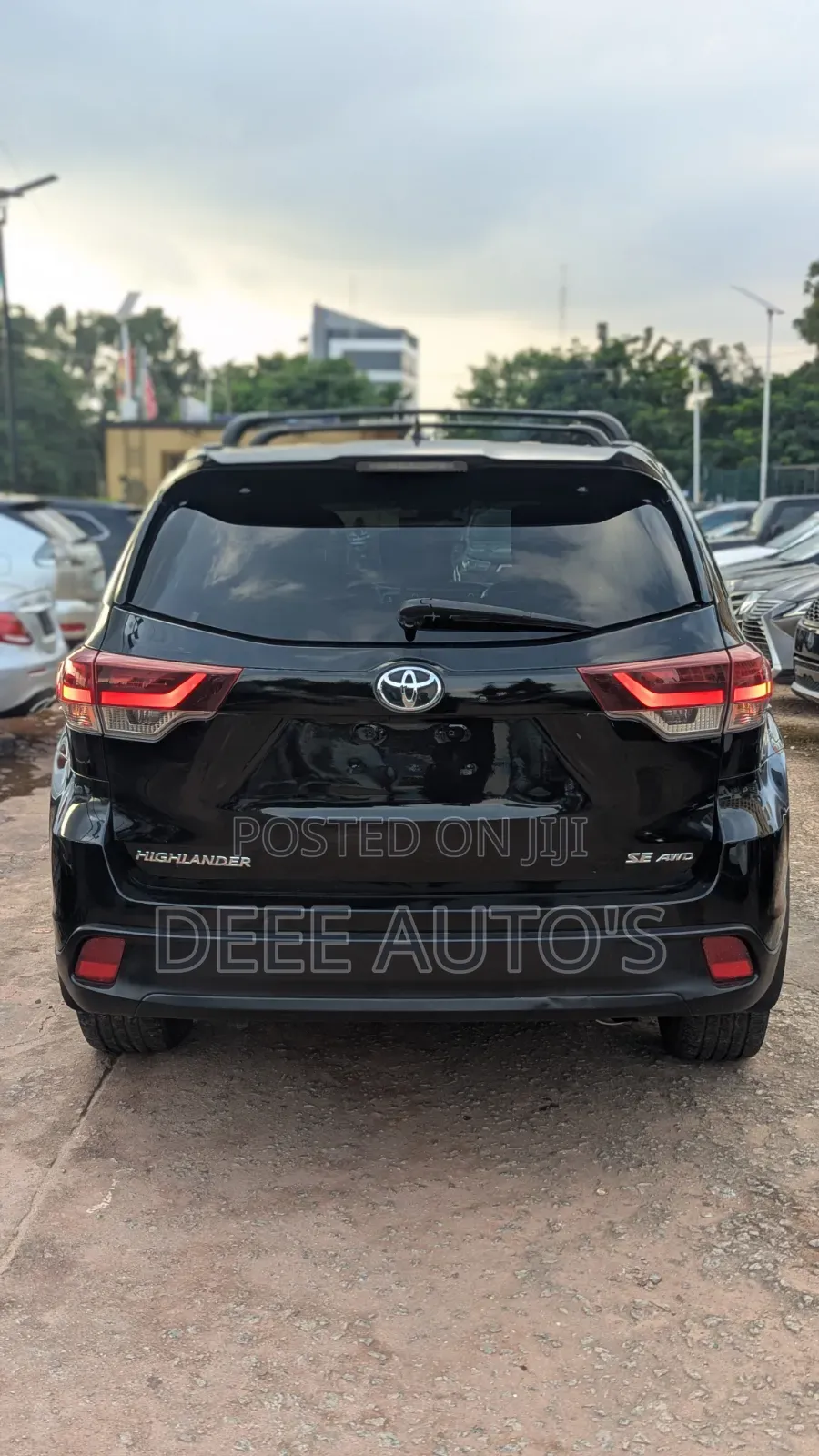 Toyota Highlander SE 2019 Black