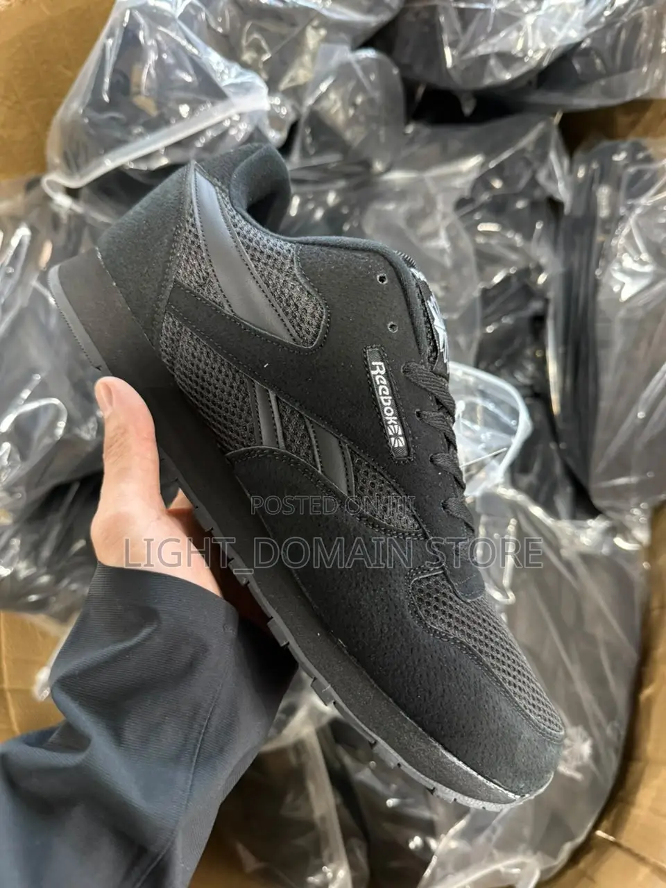 Reebok Classic Utility Sneaker ( FREE DELIVERY )