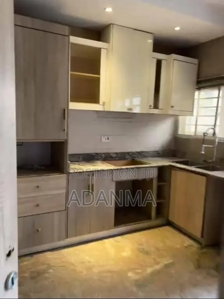 3bdrm Duplex in Jahi, Jabi for sale