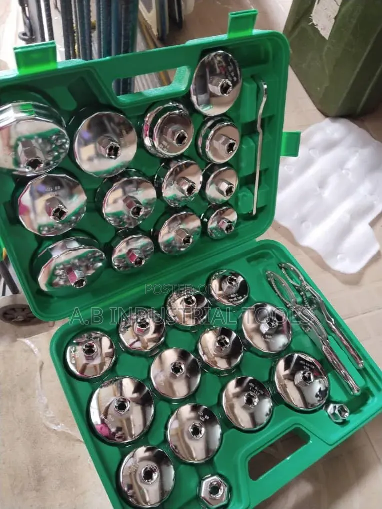 A 31-Piece Cup-Type Oil Filter Socket Wrench Set