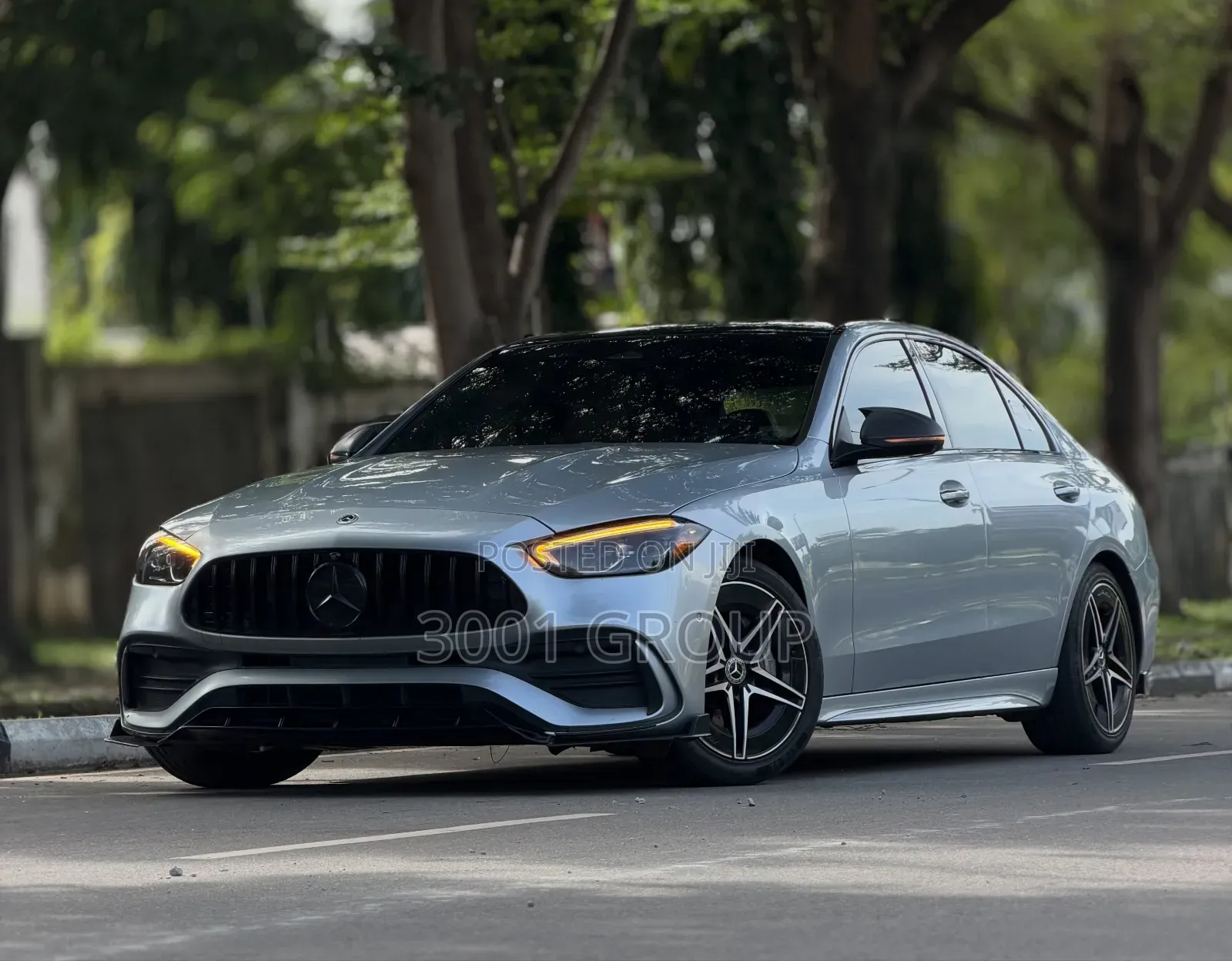 Mercedes-Benz C300 2022 Silver