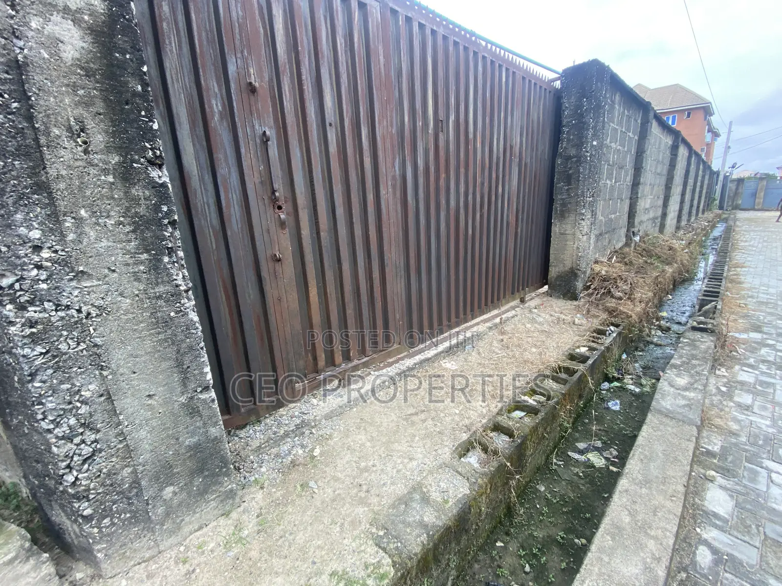 650sqm Plot With 2bedroom Bungalow on Interlocked STRT in Ado