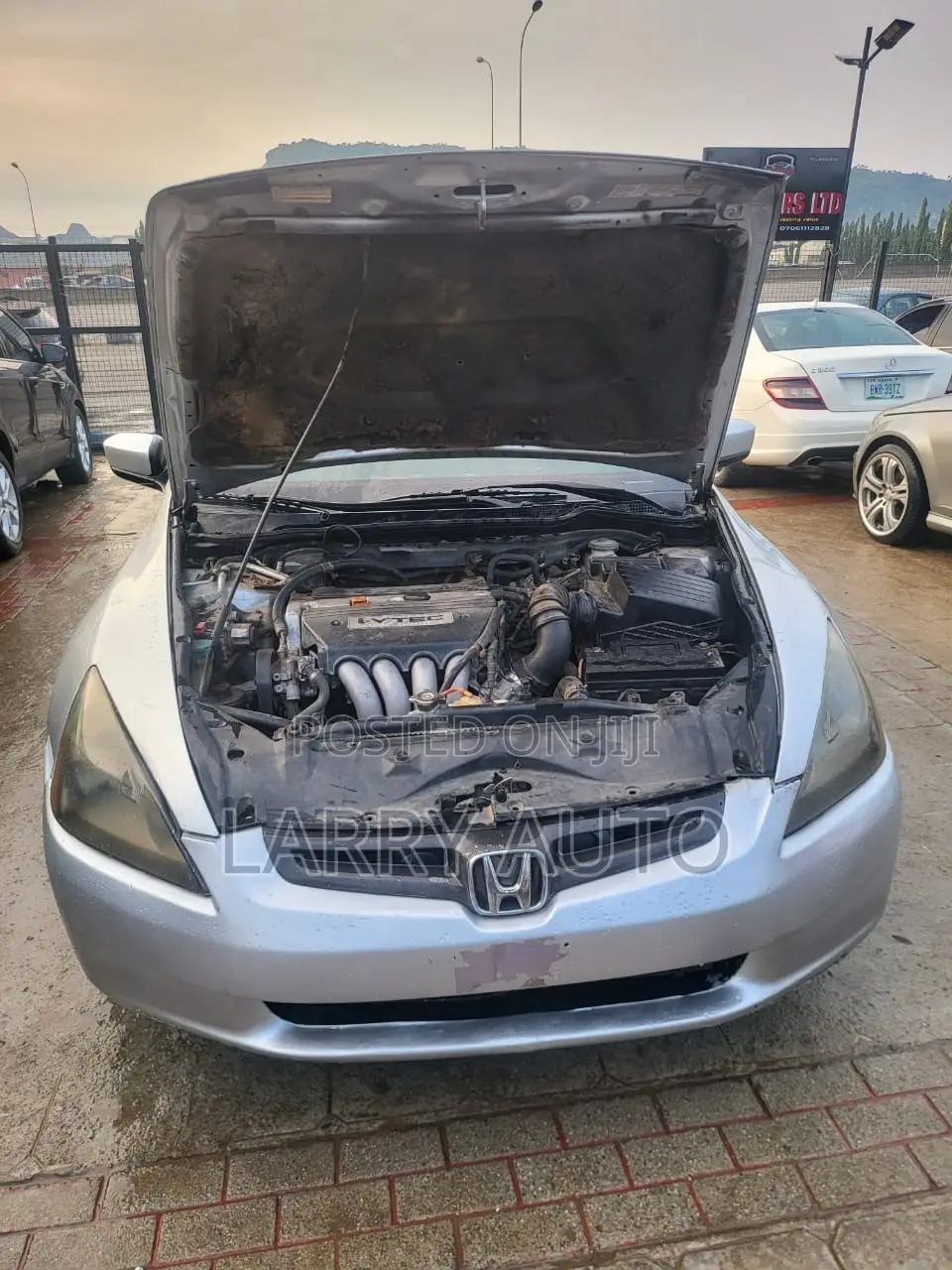 Honda Accord 2004 Silver