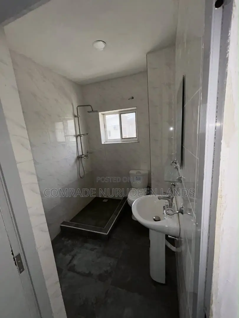 2bdrm Apartment in Abraham Adesanya Estate for rent