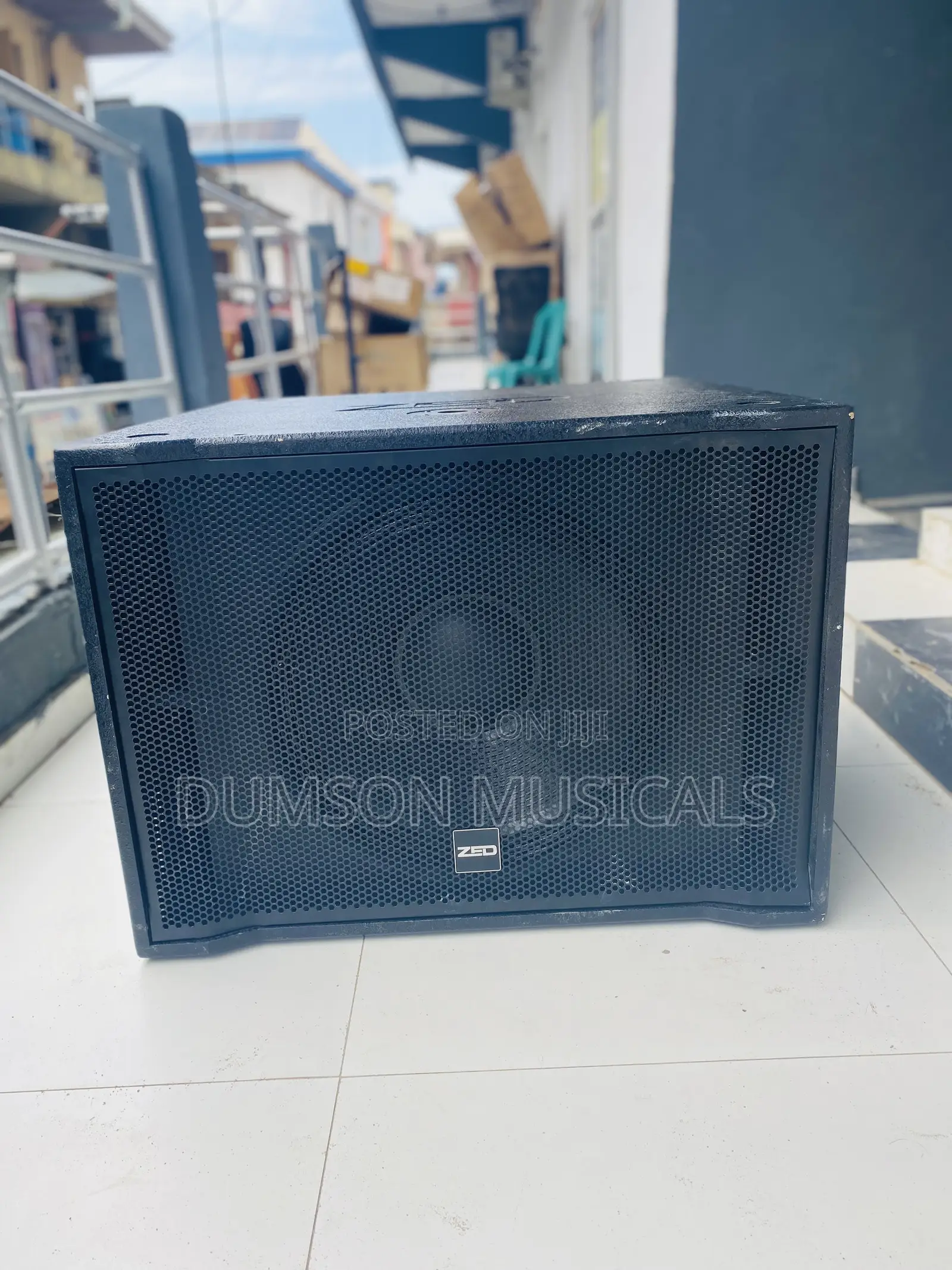 ZED Single Subwoofer Big Magnet