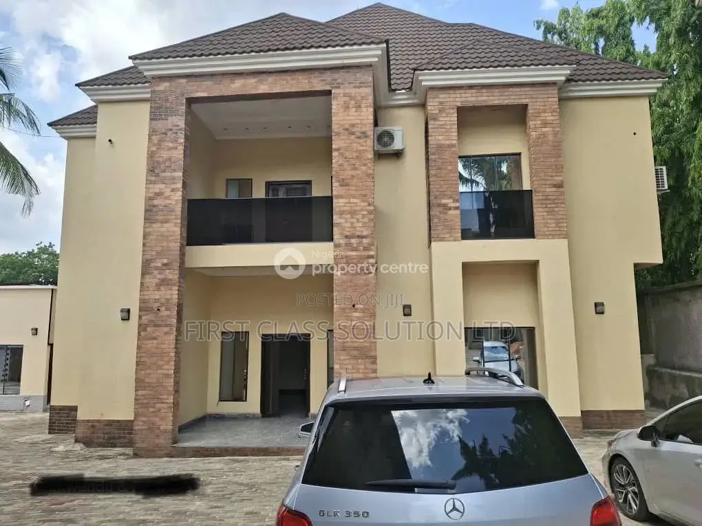 Furnished 6bdrm Duplex in Enugu State for sale