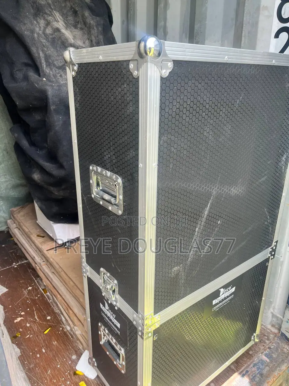 Brand New 1500W LED Vertical Fog Machine (Huipu)