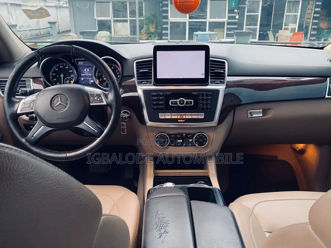 Mercedes-Benz M Class ML 350 4Matic 2012 Brown