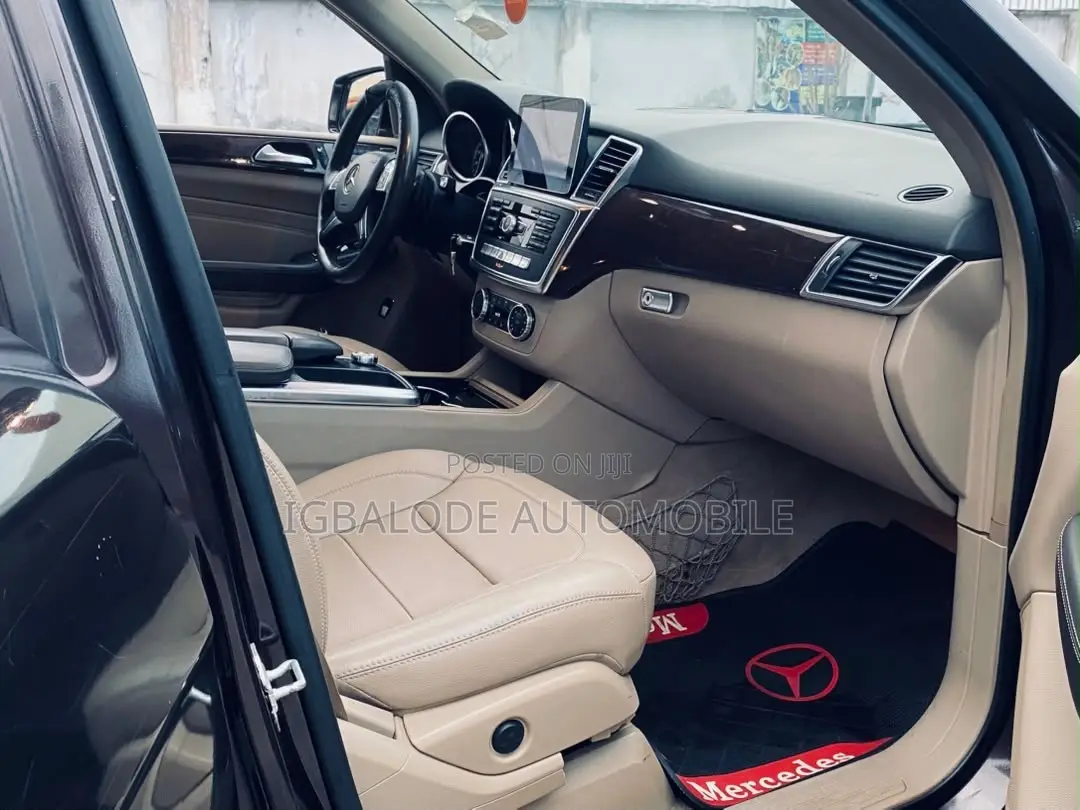 Mercedes-Benz M Class ML 350 4Matic 2012 Brown