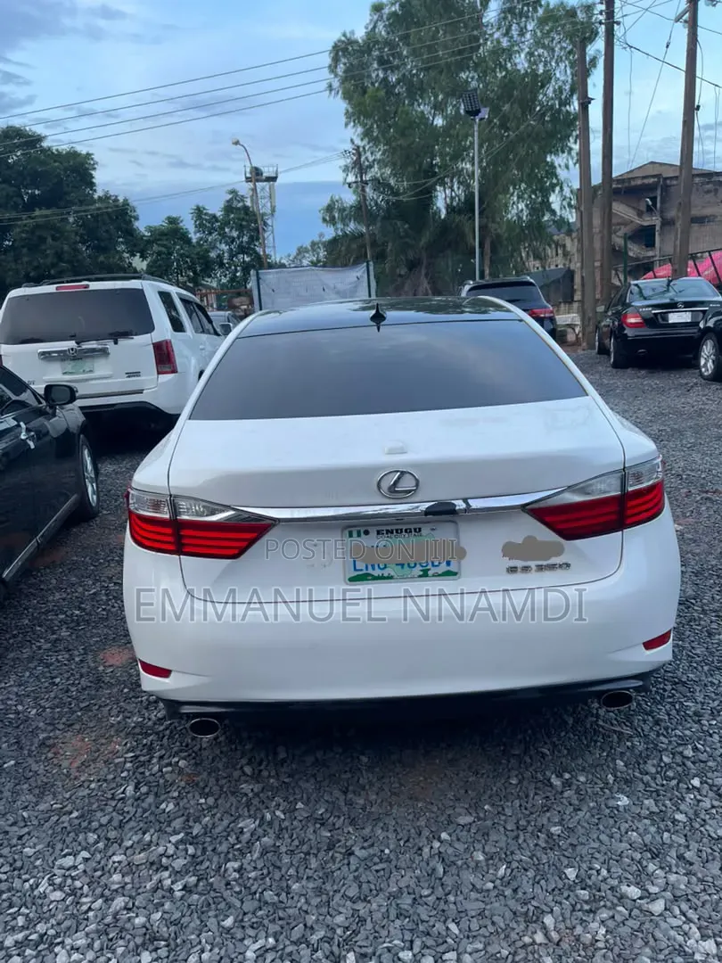 Lexus ES 350 FWD 2013 White