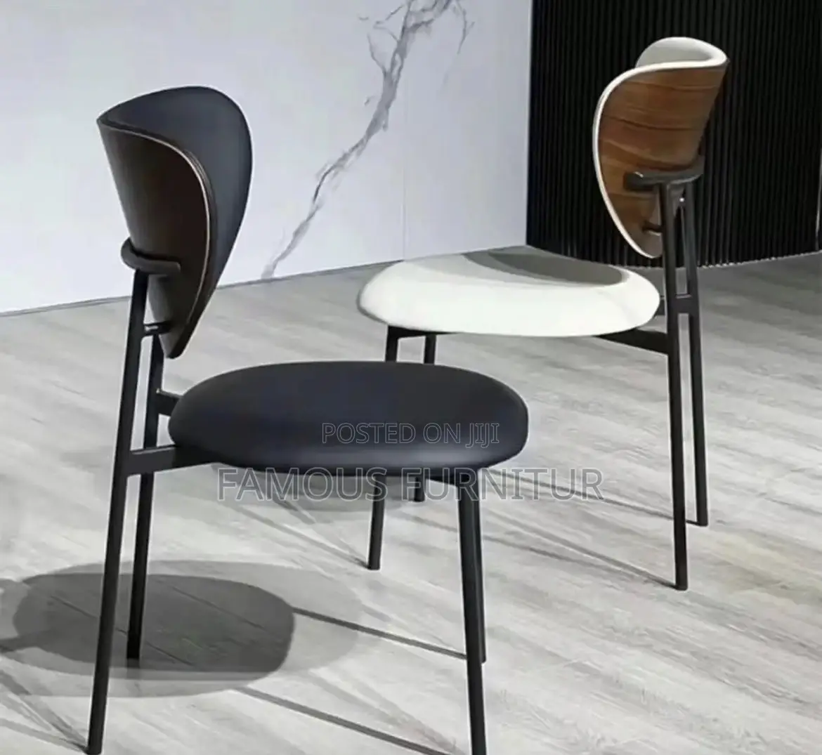 Modern Minimalist Dining Chairs Featuring Curved Wooden Backrests