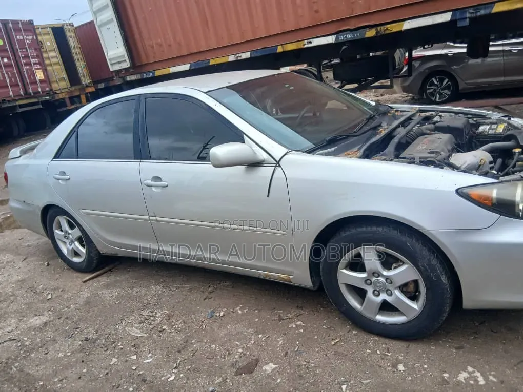 Toyota Camry SE 4dr Sedan (2.4L 4cyl 5A) 2006 Silver