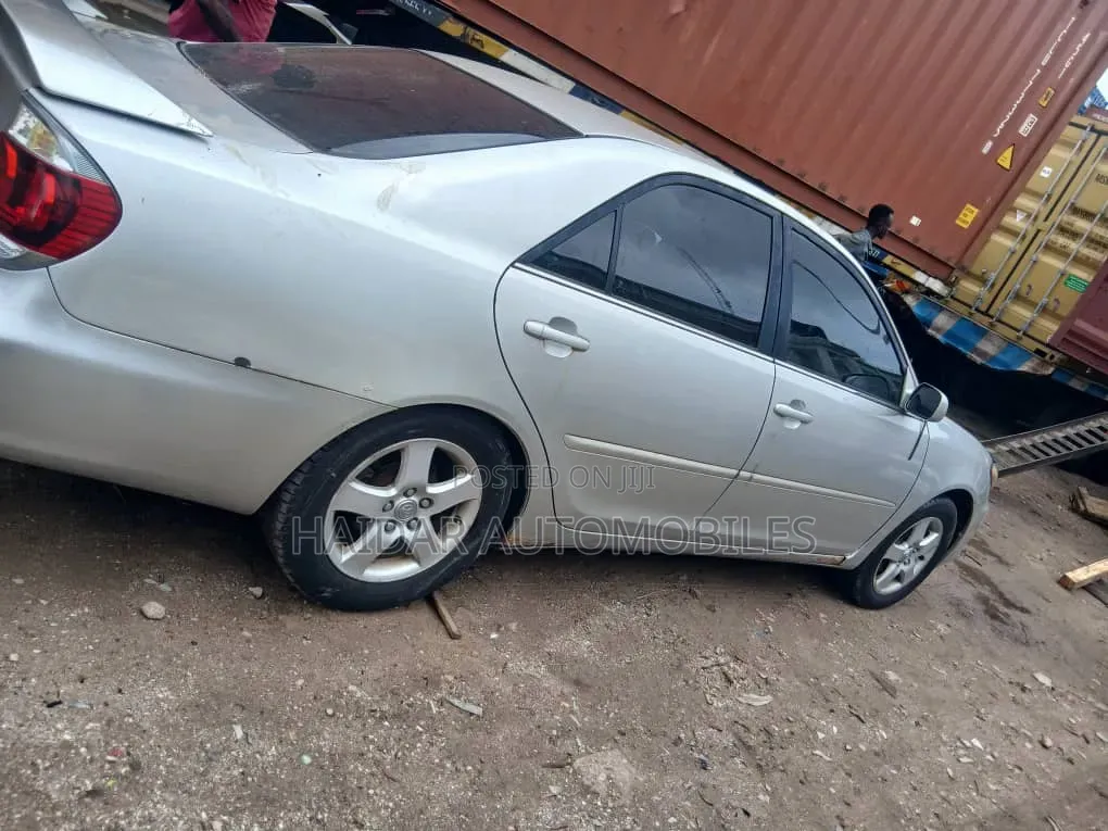 Toyota Camry SE 4dr Sedan (2.4L 4cyl 5A) 2006 Silver