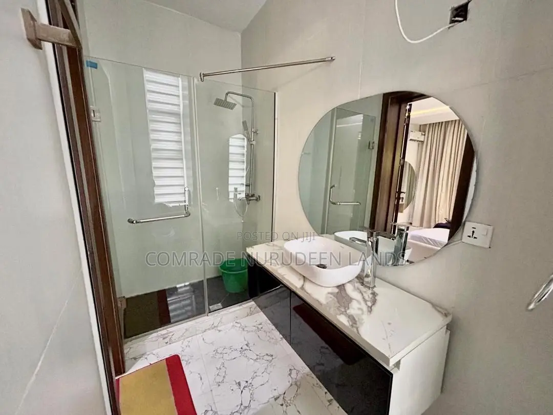 Furnished 2bdrm Apartment in Chevron for rent