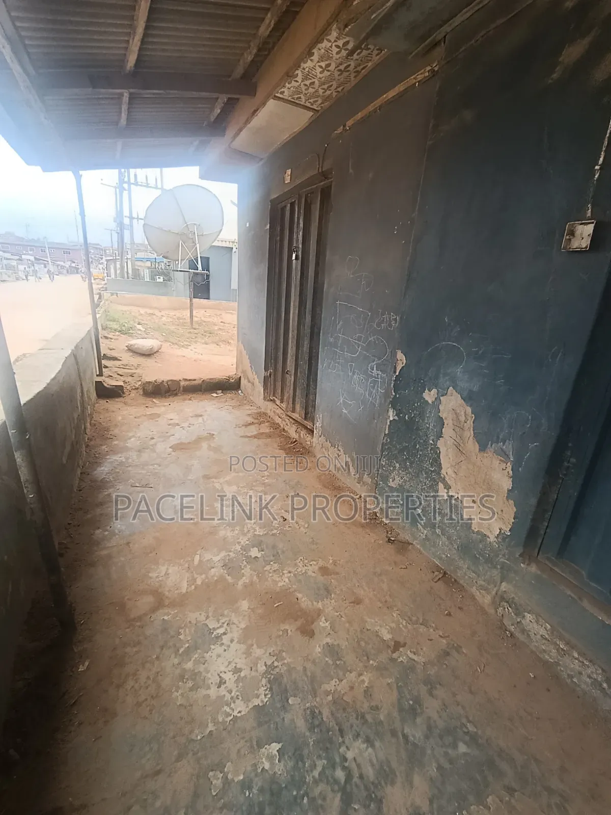Cheap Shop for Rent
