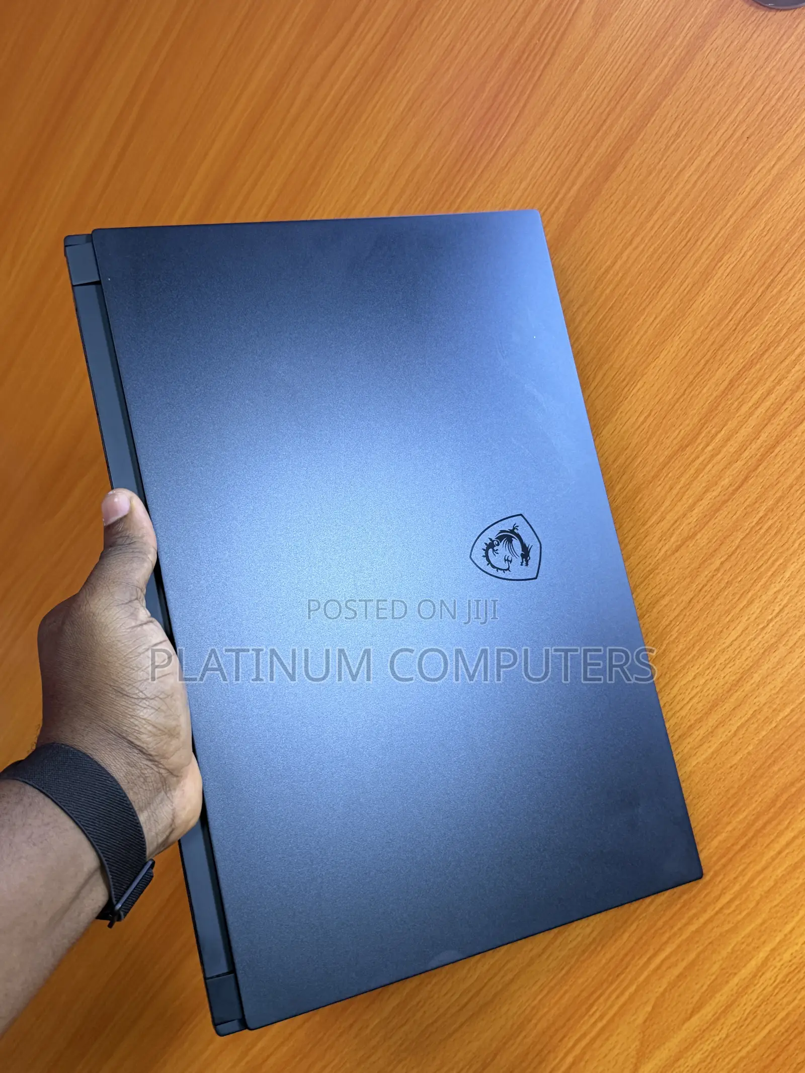 Laptop MSI GS66 Stealth 10UE 16GB Intel Core i7 SSD 1T
