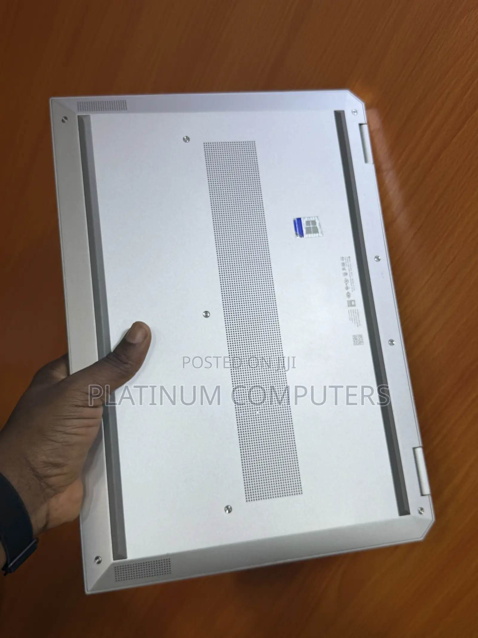 Laptop HP EliteBook 1050 G1 16GB Intel Core i7 SSD 512GB